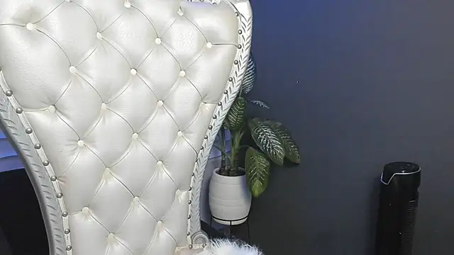 Snapshot of Layla_707 chatting on September 21, 11:54 pm Layla 707 online show from September 21, 11:54 pm