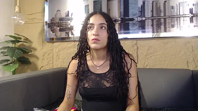 Layla 707 online show from March 2, 8:38 pm