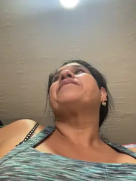 siri duque online show from November 27, 12:38 pm