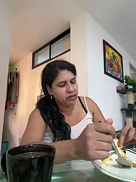 siri duque online show from January 12, 4:14 pm