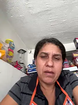 Snapshot of siri_duque chatting on June 17, 5:56 pm siri duque online show from June 17, 5:56 pm