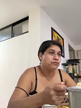 Snapshot of siri_duque chatting on February 15, 3:00 pm siri duque online show from February 15, 3:00 pm