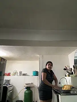 siri duque online show from December 19, 11:01 am