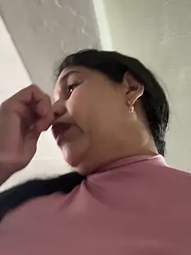 siri duque online show from November 29, 1:33 pm