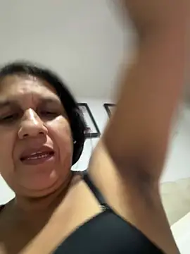 siri duque online show from March 10, 1:53 am