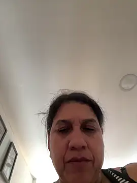 siri duque online show from November 9, 4:33 pm