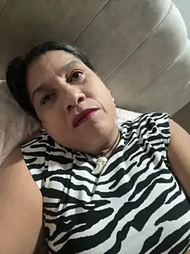 siri duque online show from May 11, 12:34 am