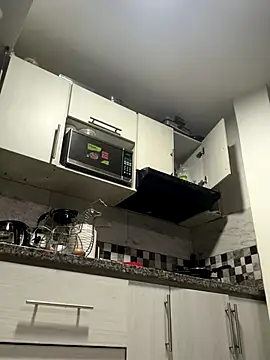 siri duque online show from November 9, 12:58 am