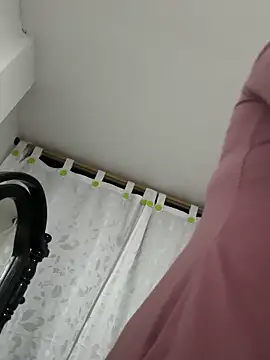 siri duque online show from November 30, 1:39 am