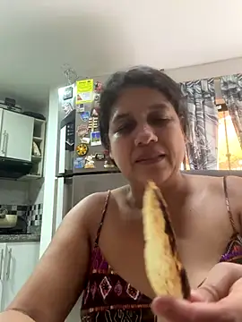 siri duque online show from September 28, 3:19 pm