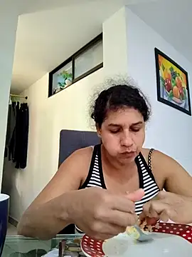 siri duque online show from March 16, 3:39 pm