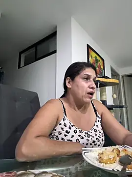 siri duque online show from October 1, 12:49 am