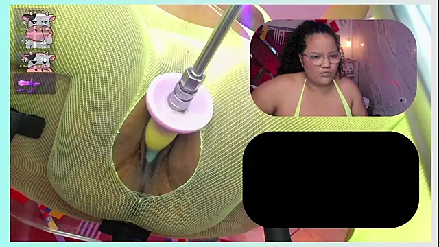 MhiaRey online show from June 17, 1:43 pm