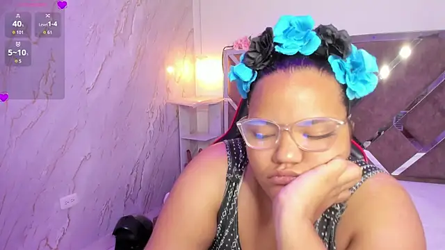 MhiaRey online show from November 24, 1:44 pm