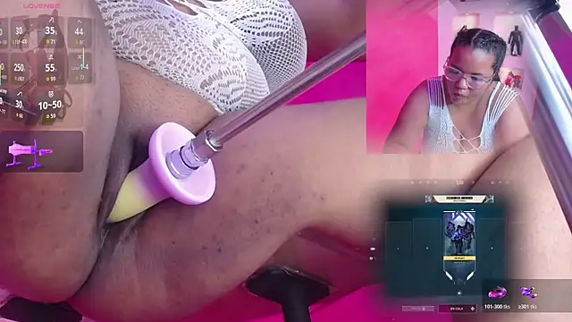 MhiaRey online show from June 5, 1:28 pm