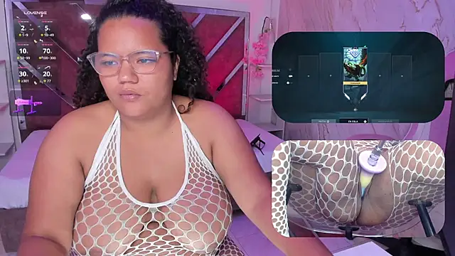 MhiaRey online show from March 6, 1:06 pm