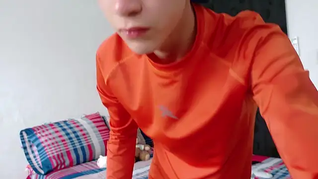 Snapshot of Noah_tyler_ chatting on November 19, 5:35 pm Noah tyler online show from November 19, 5:35 pm