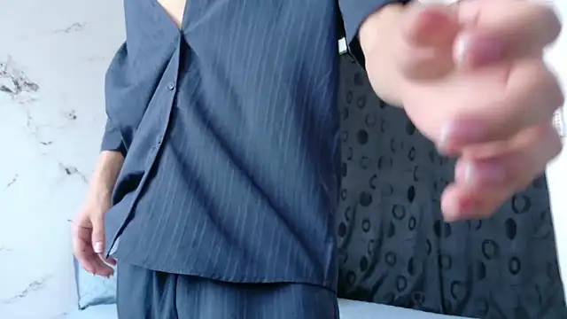 Noah tyler  online show from March 16, 6:43 pm