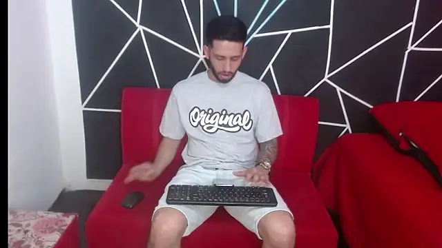 Snapshot of maxXximo777 chatting on January 21, 9:36 pm maxXximo777 online show from January 21, 9:36 pm