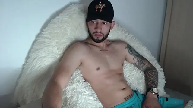 Snapshot of maxXximo777 chatting on January 15, 6:50 pm maxXximo777 online show from January 15, 6:50 pm