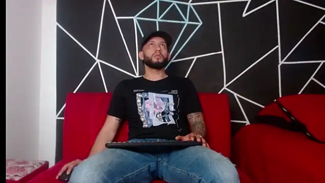 Snapshot of maxXximo777 chatting on December 22, 4:28 am maxXximo777 online show from December 22, 4:28 am