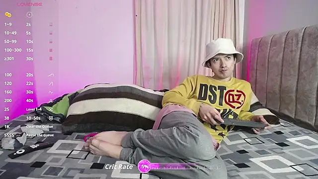 Yellowpokemon23 online show from September 17, 9:50 pm