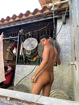 Snapshot of Leo_bunny_hot chatting on March 2, 8:57 pm Leo bunny hot online show from March 2, 8:57 pm