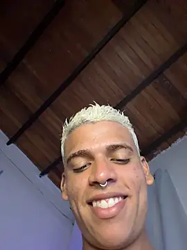 Leo bunny hot online show from November 29, 1:28 am