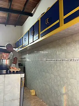 Leo bunny hot online show from November 3, 7:28 pm