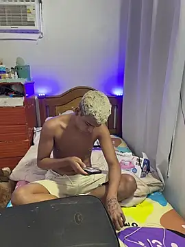 Leo bunny hot online show from October 23, 10:19 pm