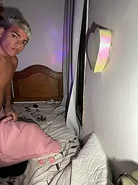 Leo bunny hot online show from April 19, 2:34 am