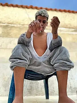 Leo bunny hot online show from February 7, 8:50 pm