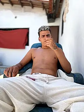 Leo bunny hot online show from February 22, 5:14 pm