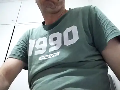 Snapshot of kopgelhadi chatting on October 2, 7:50 pm kopgelhadi online show from October 2, 7:50 pm