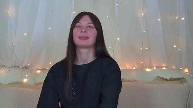 AlexandraBloom online show from February 25, 6:19 pm