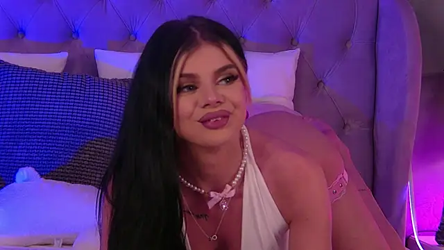 IvyRaven online show from October 18, 5:48 pm