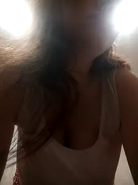 Aria  Dark online show from December 5, 1:05 am