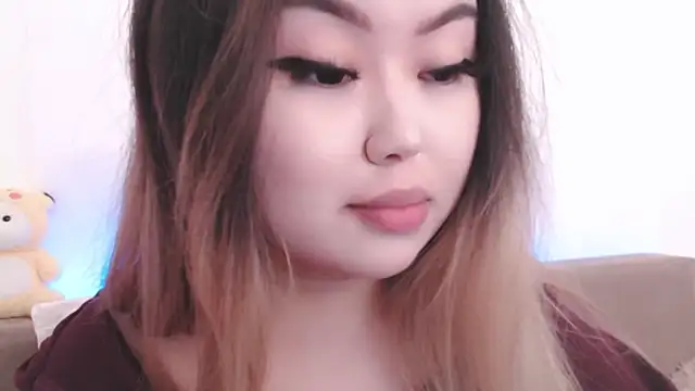 amelia sunlight online show from April 13, 11:31 pm