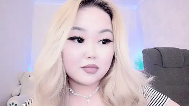 amelia sunlight online show from January 18, 1:30 am