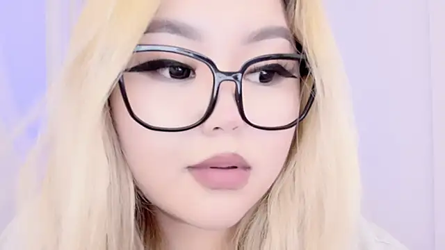 amelia sunlight online show from March 20, 2:40 am