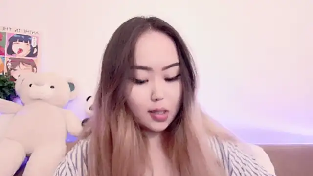 amelia sunlight online show from April 2, 8:26 pm