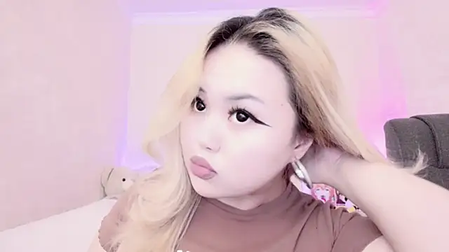 amelia sunlight online show from February 10, 12:30 am