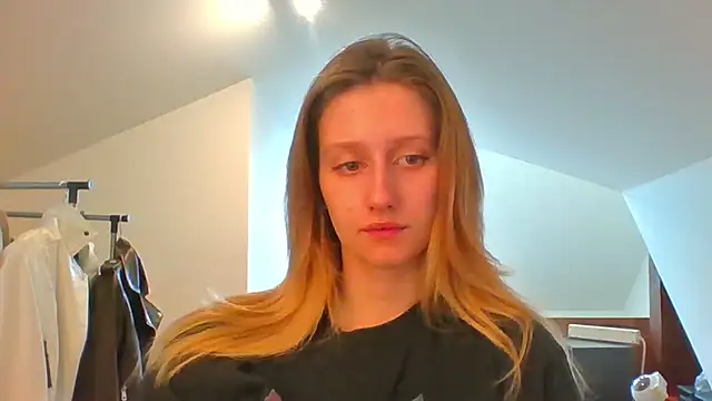 Snapshot of LUNA_delight chatting on February 26, 7:45 am LUNA delight online show from February 26, 7:45 am