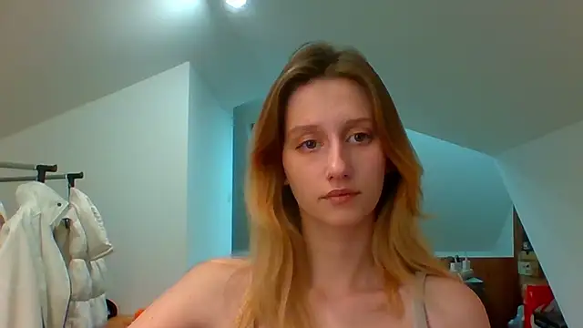 Snapshot of LUNA_delight chatting on December 20, 2:48 pm LUNA delight online show from December 20, 2:48 pm