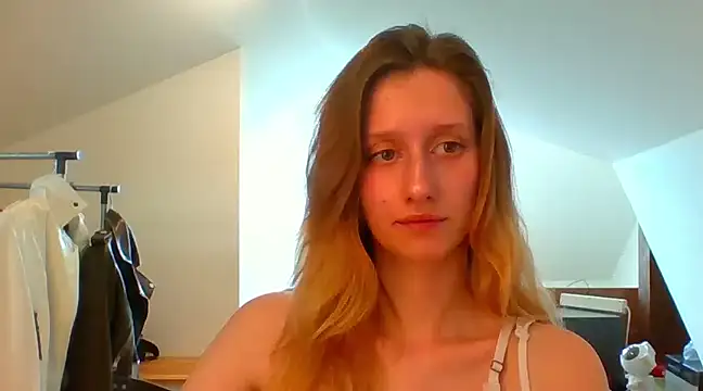 Snapshot of LUNA_delight chatting on February 25, 10:48 am LUNA delight online show from February 25, 10:48 am