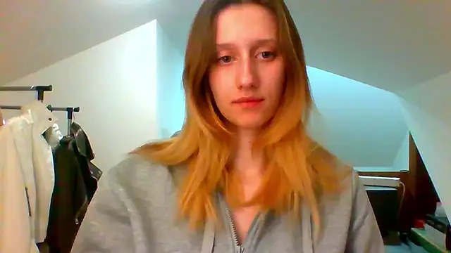 Snapshot of LUNA_delight chatting on March 17, 5:49 pm LUNA delight online show from March 17, 5:49 pm