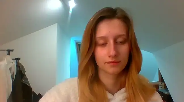 Snapshot of LUNA_delight chatting on January 8, 5:48 pm LUNA delight online show from January 8, 5:48 pm