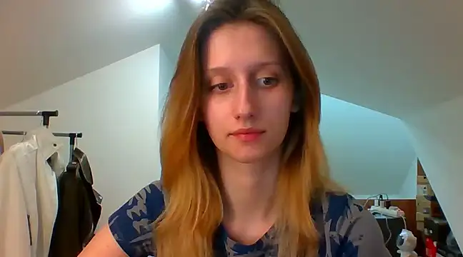 Snapshot of LUNA_delight chatting on February 12, 6:19 pm LUNA delight online show from February 12, 6:19 pm