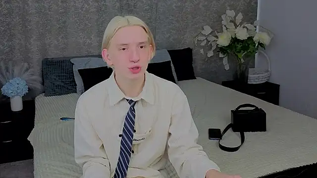 Ron Vils online show from December 3, 8:25 am