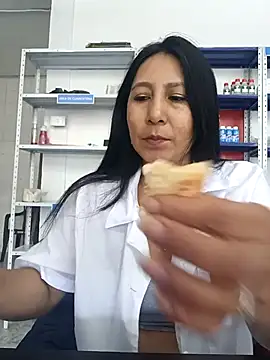 Megan jennerr online show from November 7, 2:43 pm